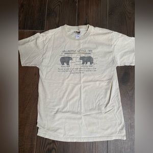 Vintage 90s Yellowstone Souvenir T-Shirt